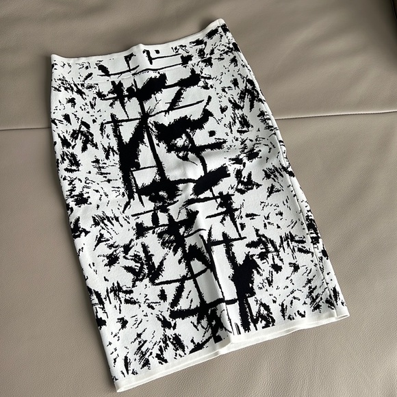 Bcbg bandage skirt - Picture 1 of 4